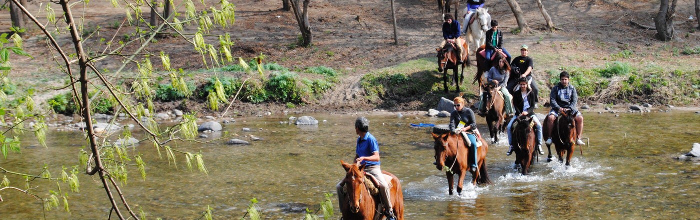 Cabalgata en el Valle de Calamuchita, Crdoba